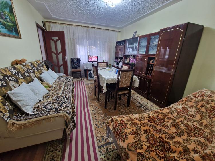 Apartament cu 1 camera decomandat, etaj 2/4, zona Metalurgiei - 3