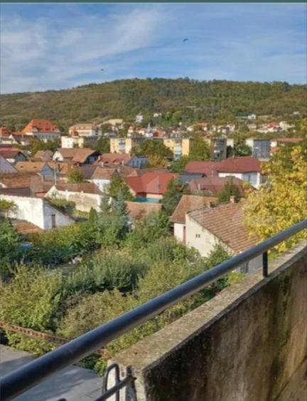 Apartament 2 camere, 43 mp, zona Târnăveni