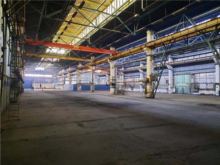 Spatiu Industrial - 4600 mp - Productie - Depozitare - Distributie