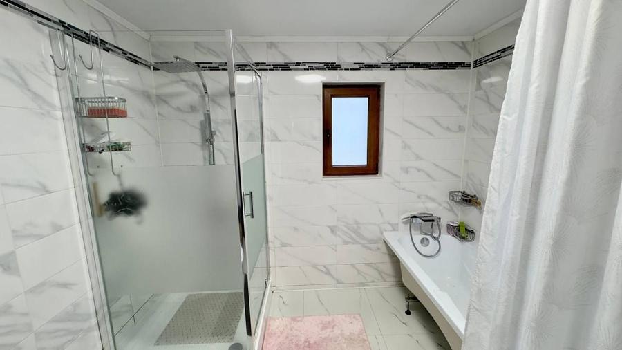 Casa 6 camere individuala Chitila langa Lidl !