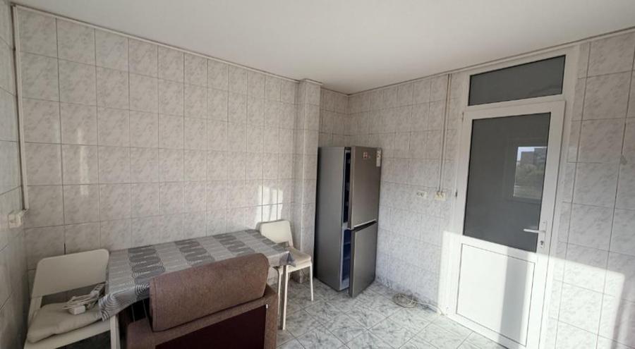 Brancoveanu metrou si parc,ap 2 camere bloc 1986/149.000euro