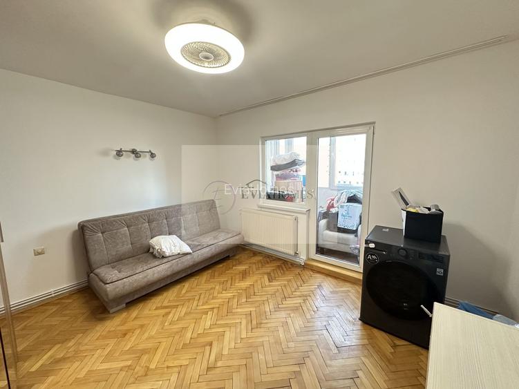 3 camere decomandate/Zona Bibliotecii Județene Octavian Goga - 6