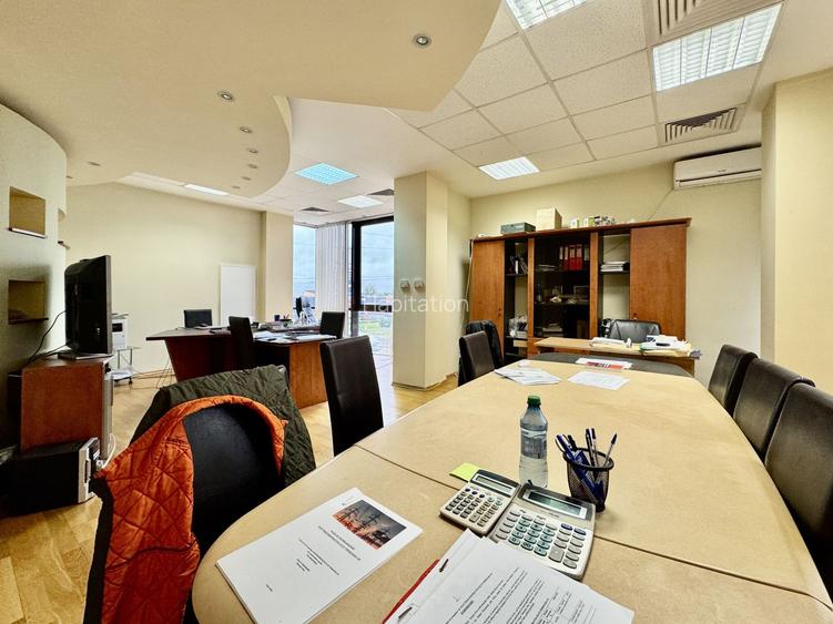 Spațiu pentru birouri langa Funshop Buziașului - 25