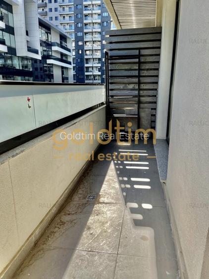 NOU/ PRIVELISTE - 18