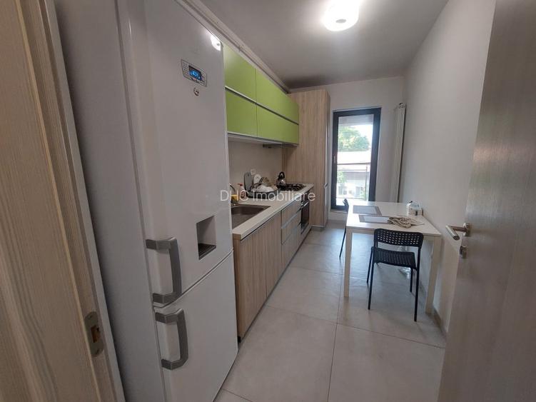 Exigent One Grozavesti regie garsoniera imensa - 12