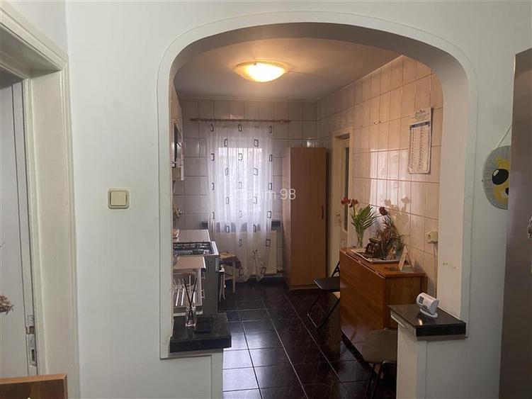 Apartament 2 camerec , zona centrala 2 Stejari , et 2 4, decomandat , centrala t - 16