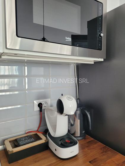 STUDIO MOBILAT  -50 M DE SHUT UP BEACH -MAMAIA NORD -75000 EURO - 23