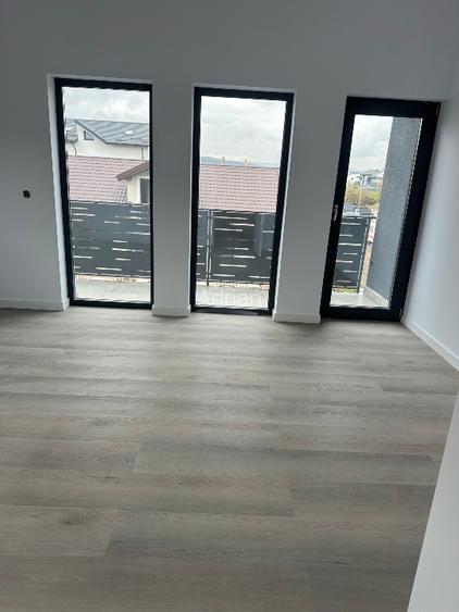 Duplex de Vanzare Modern la pret de apt - 8