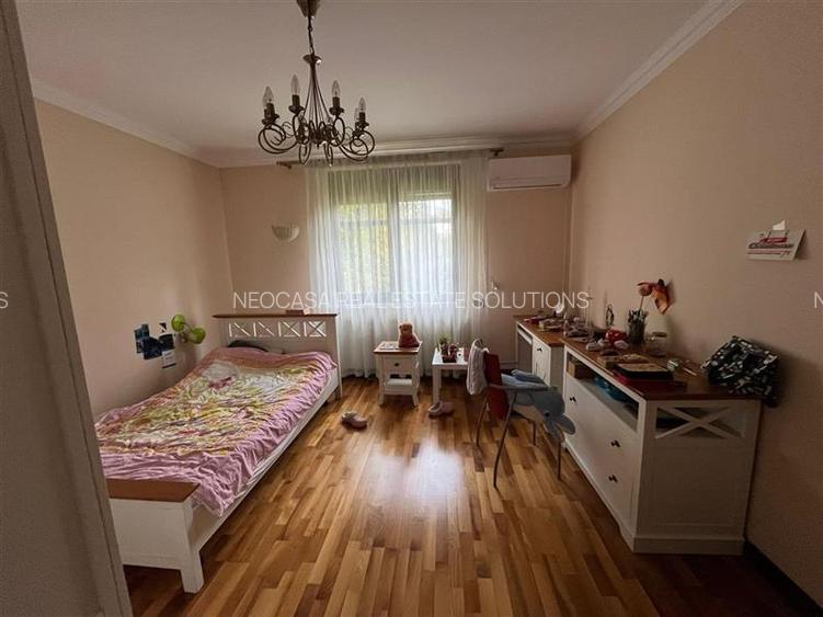 VILA SPLENDIDA IN PARADISUL VERDE - TEREN 583 MP - 4 CAMERE - 21