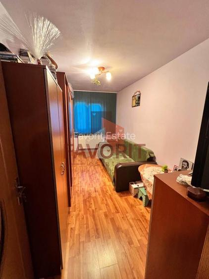 Apartament 3 camere decomandat – Zona Dâmbovița - 2
