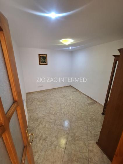 Zona Trocadero , imobil 90 mp., IDEAL BIROURI, curte - 12