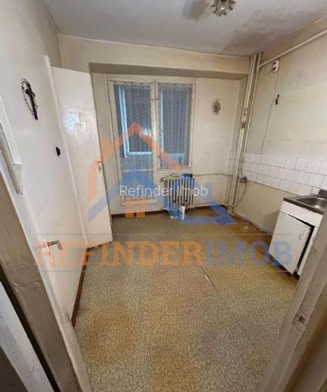 Apartament de vanzare cu 2 camere, zona Titan - Metrou Titan - 2