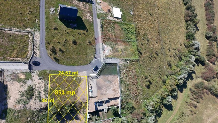 851 mp, Pârâu in spate - Brașov | Centrul echitație și Complex Pănicel - 2