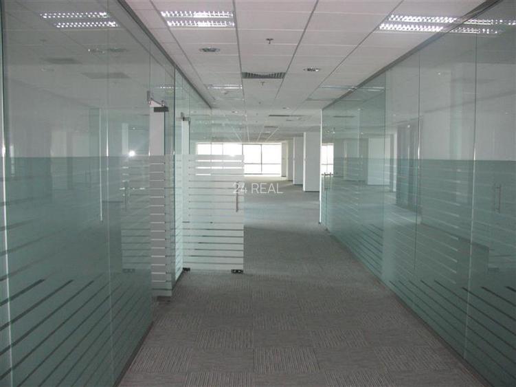 Cubic Center - Birouri de inchiriat de la 300 mp - Pipera, Rond OMV - 19