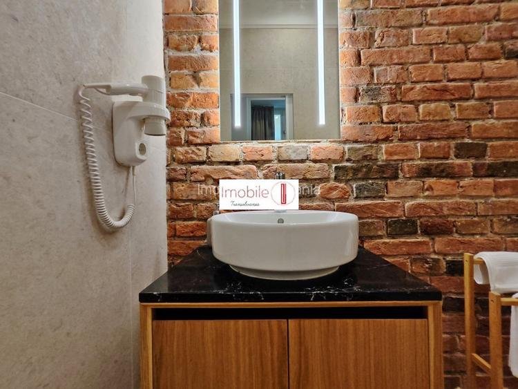 O Capodopera arhitecturala: | Apartament de Lux 4 Camere, Ultracentral, - 18