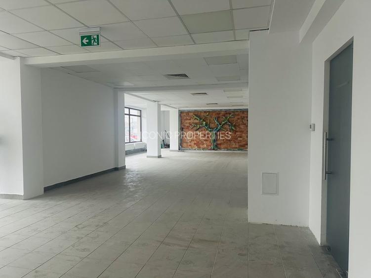 Inchiriez  cladire birouri cu suprafata de  660 mp - 12