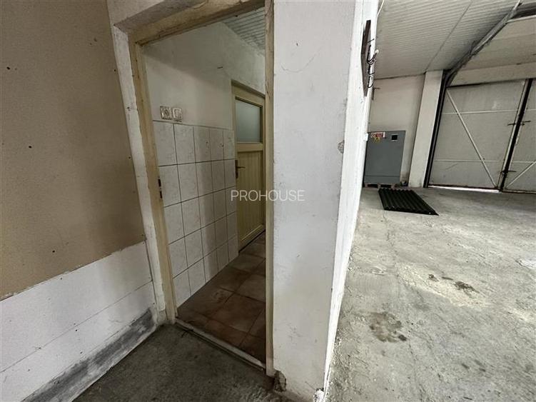 BUHUSI - Hala 507 mp, curte 2107 mp - 10