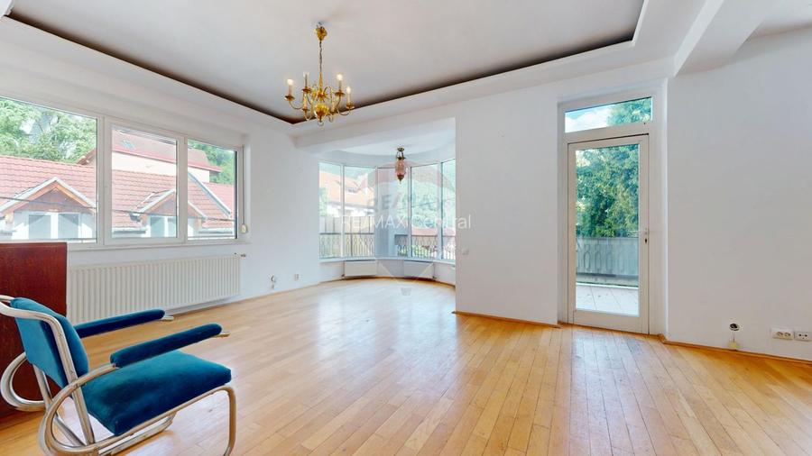 Imobil premium de închiriat în Brașov, aproape de Biserica Neagră - 13