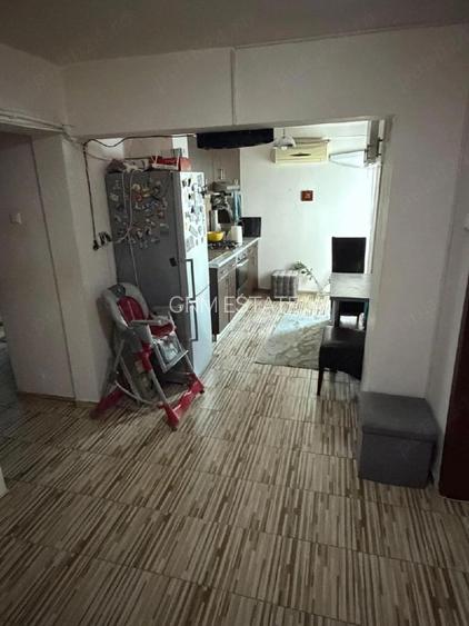 3 Camere Decomandat Et.8/8 Metrou Crangasi - 3