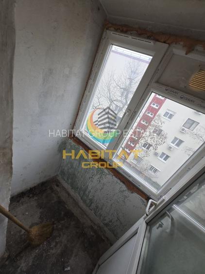 Apartament 2 Camere Pta Resita Bloc Reabilitat Cu Parcare - 3
