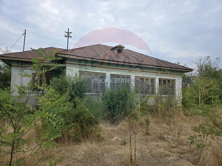 Casa / Vila cu 3 camere de vanzare - 6