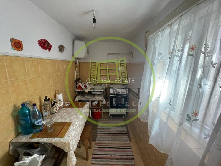 Casa parter bilaterala cu teren de 401mp si toate utilitatile in Catargiu - 8