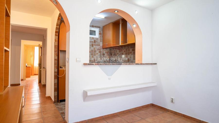 Vanzare apartament 4 camere, zona Pasajul Doamna Ghica - 12