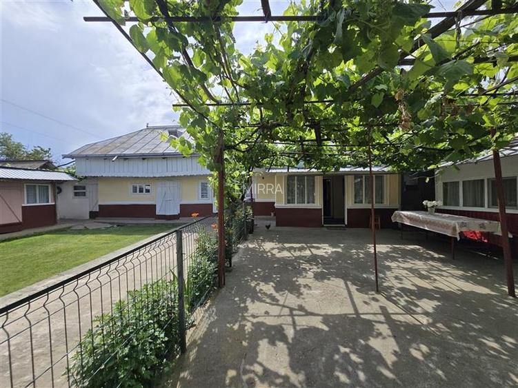 Proprietate de vanzare in Sat Izvoare, com. Bahna, judetul Neamt - 17