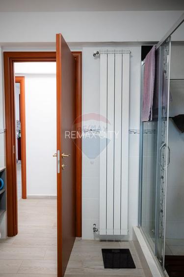 Casă / Vilă cu 5 camere de vânzare - 12