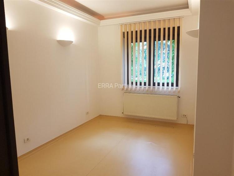 Inchiriere vila office - 2