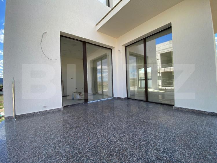 Apartament 3 camere, 101 mp, zona Petrestiului