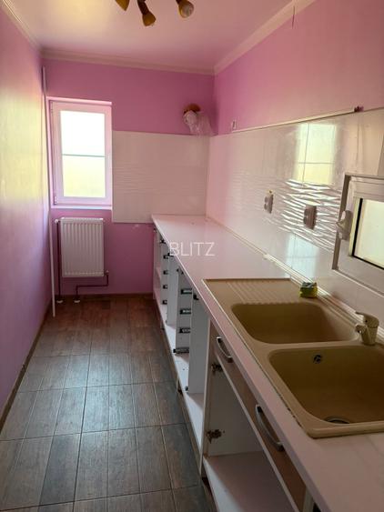 Casa P+1, 350 mp utili, teren 500 mp, zona Craiovita Noua - 13