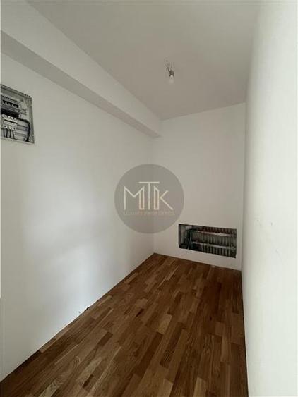 2025 | Vila duplex noua 4 camere + mansarda | Curte libera 400 mp | OTOPENI