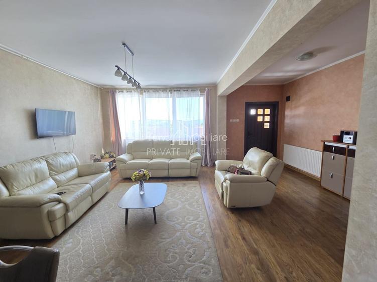 Casa 4 camere, 2 bai, Mobilata/Utilata, cu Garaj, Sancraiu de Mures