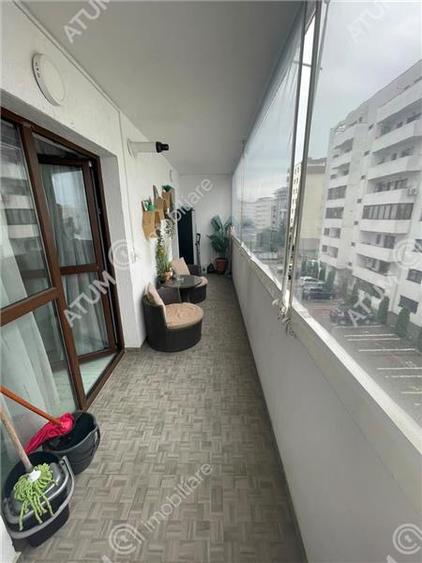 Apartament 3 camere balcon loc parcare zona Doamna Stanca din Sibiu