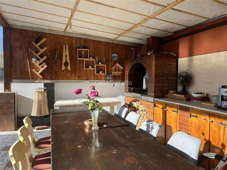 Casa si garaj cu 4 camere - 13