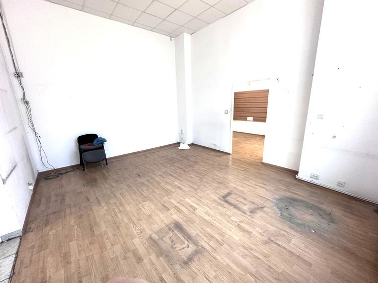 Spatiu comercial stradal cu 2 intrari ~ 164 mp ~ bld Mircea Voda