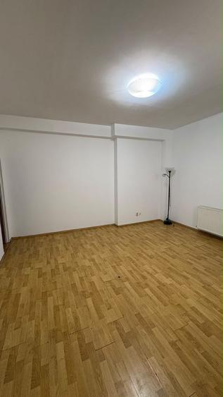 Apartament 3 camere pe Calea Victoriei | 89 mp | 2 băi | Centrală & AC