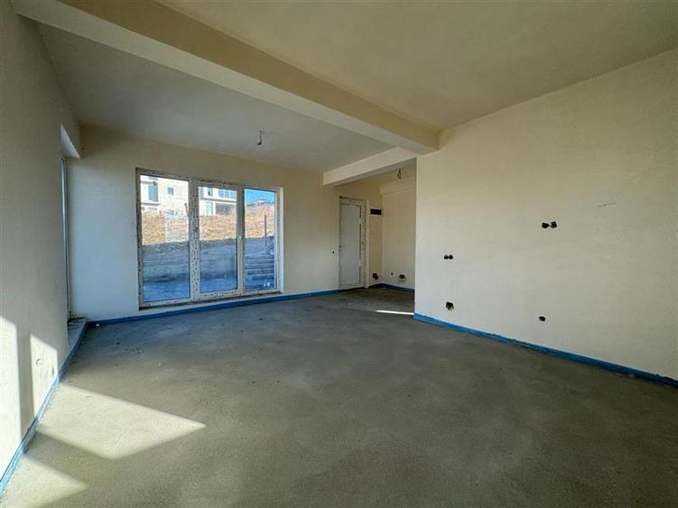 Casa Tip Duplex situata in Chinteni!350 Mp Teren!118 Mp utili!
