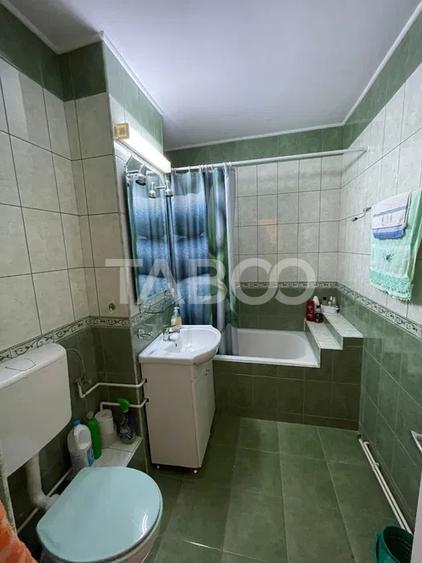 Apartament 2 camere decomandat 62 mp pivnita zona Central-Dioda Sibiu