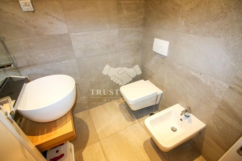 Penthouse deosebit 4 Camere Ultracentral | Terasa 115mp | 2 Locuri parcare