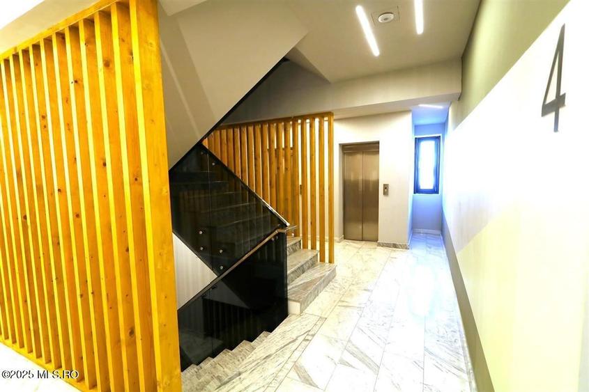 Mamaia Nord - Lotus Studios, 2 camere langa mare, 56 Mp, etajul 4/7!