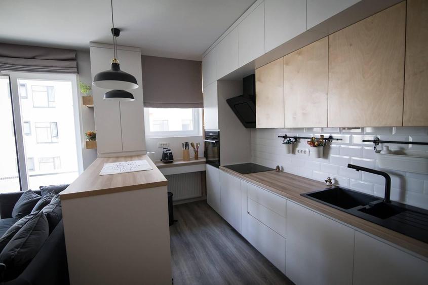 Inchiriere apartament 4 camere Laguna Residence