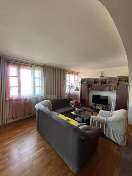 Apartament cu 3 camere, 128 mp, zona Ultracentrală