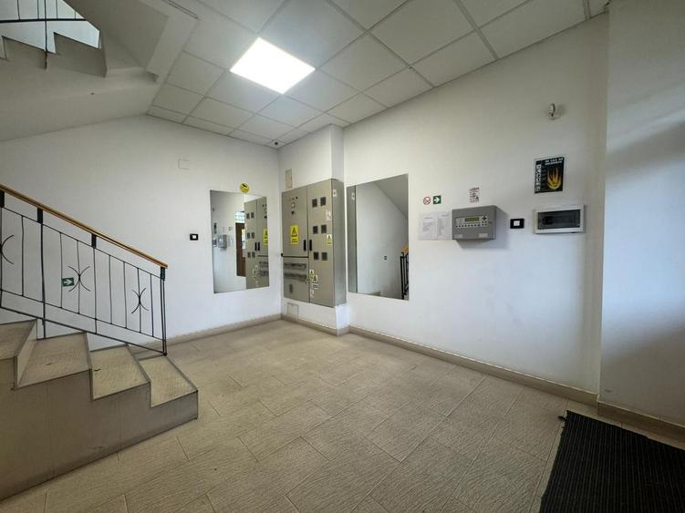 CLADIRE DE BIROURI S+P+4E