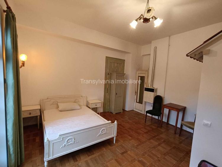 Garsoniera cu terasa proprie in vila interbelica | 20 mp + 16 mp terasa | Centru - 5