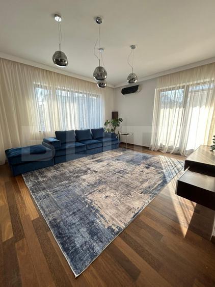 Penthouse,  Ultrafinisat, Utilat, 150 mp,Andrei Muresanu