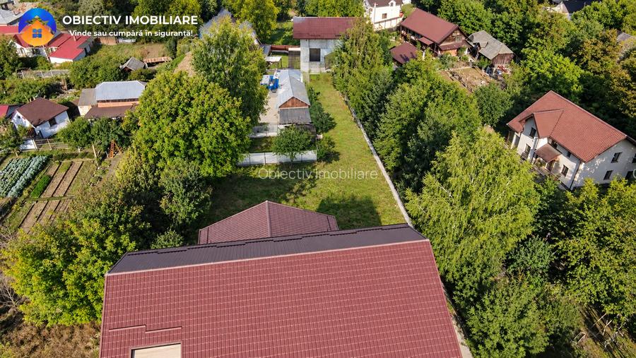 Casă P+2E din cărămidă, 549 mp, teren 1.400 mp, construcție 2021, Roznov