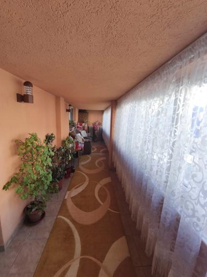 Casa multifunctionala, 420mp, 2300mp teren, Siret