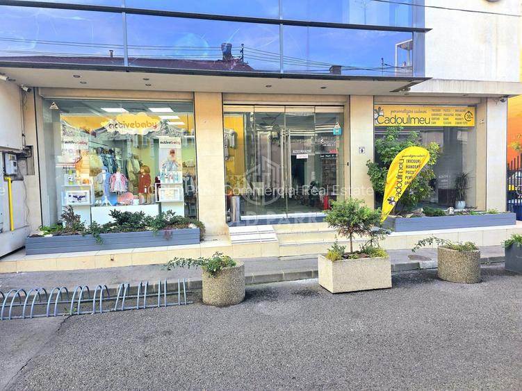 Cladire de Birouri- Zona Ultracentral- Suprafete intre 38 si 270 mp - 29